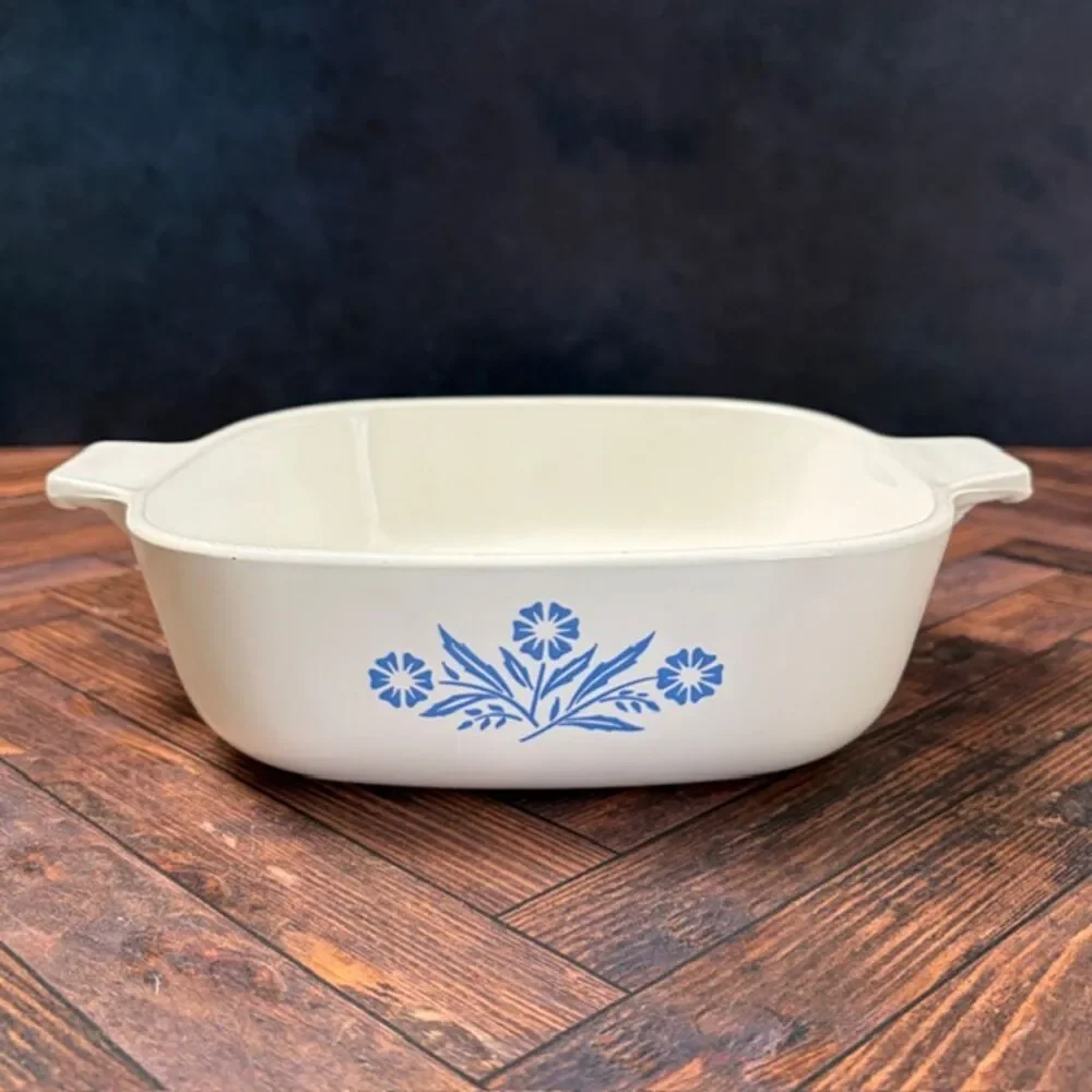 Vintage CorningWare Cornflower Blue 1 Qt Casserole Dish P-1-B 1966–1969